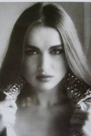 Sasha Vinni backdrop