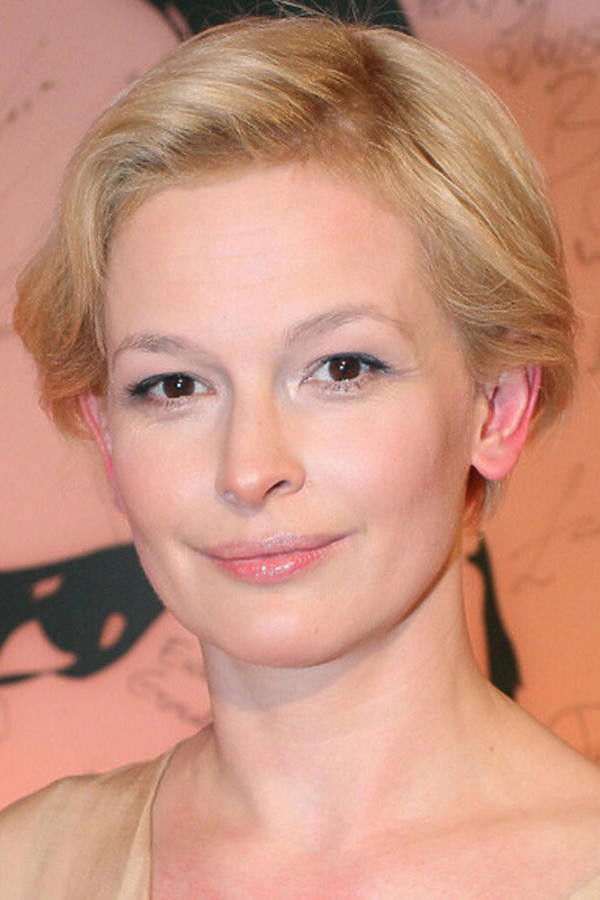 Dominika Ostałowska backdrop