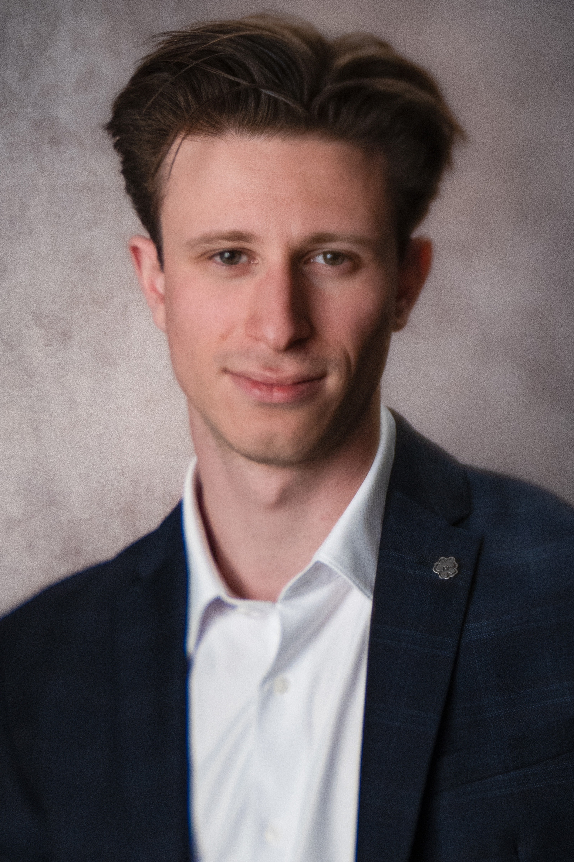 Yunus M. Benli backdrop