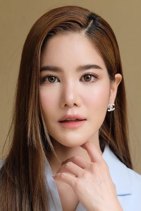 Rachwin Wongviriya backdrop