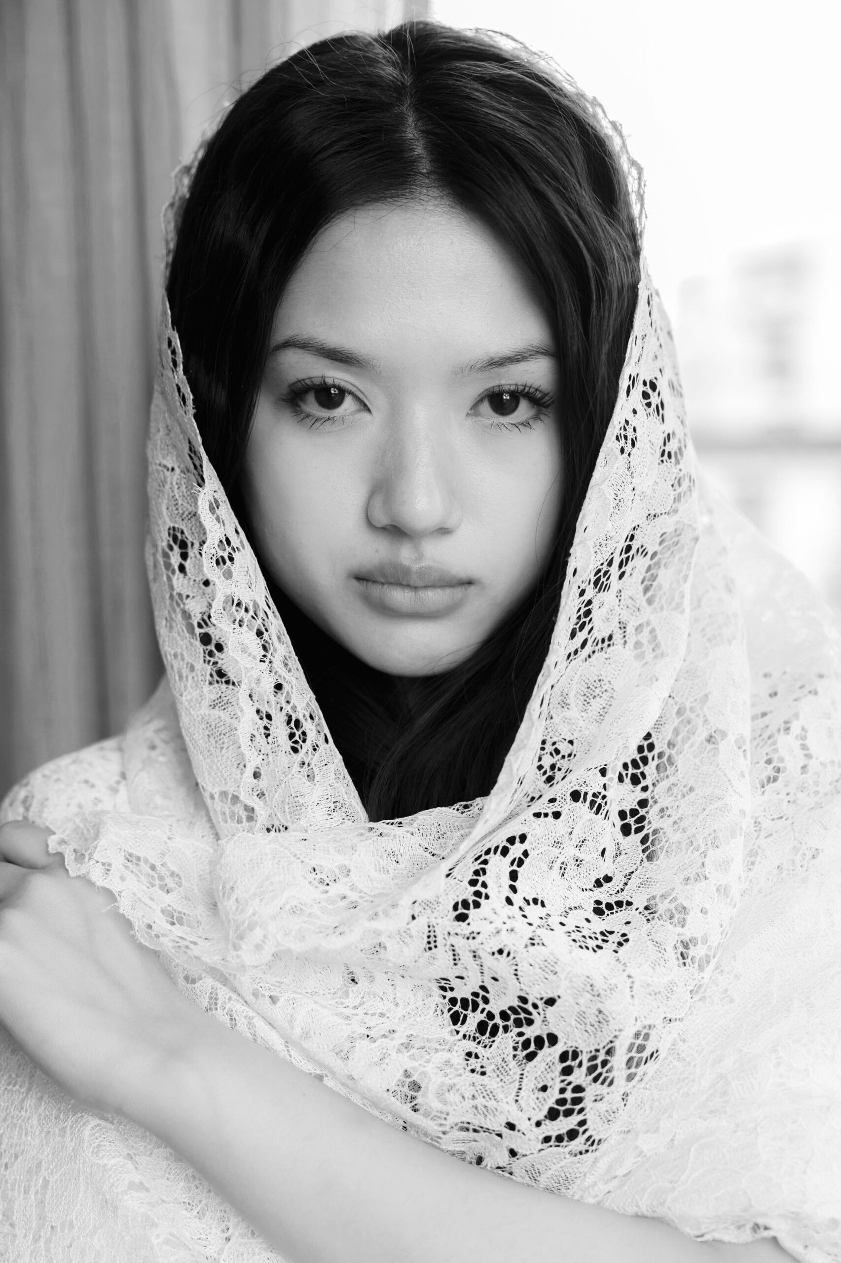 Maewenne Declerieux backdrop