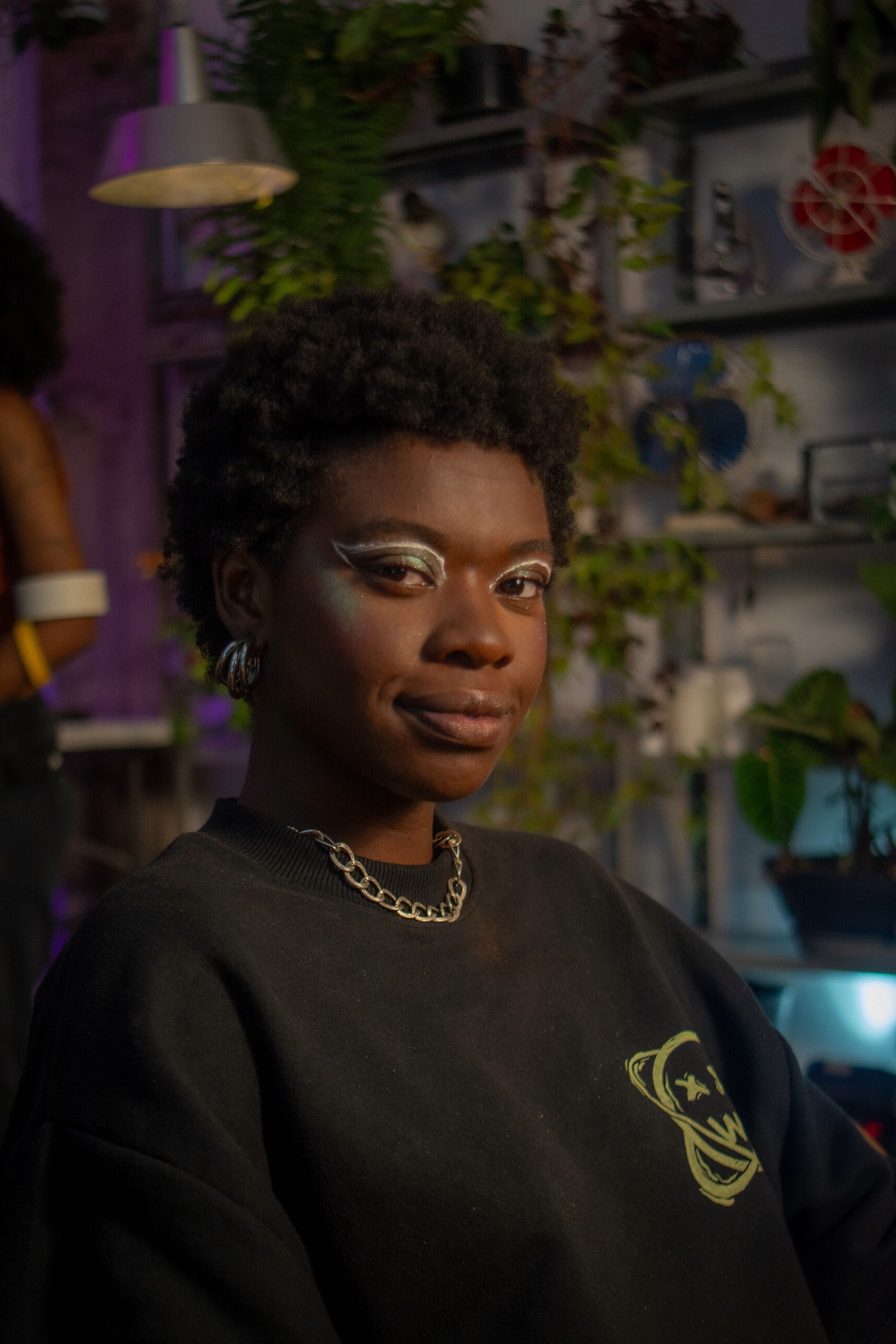 Larissa Oliveira backdrop