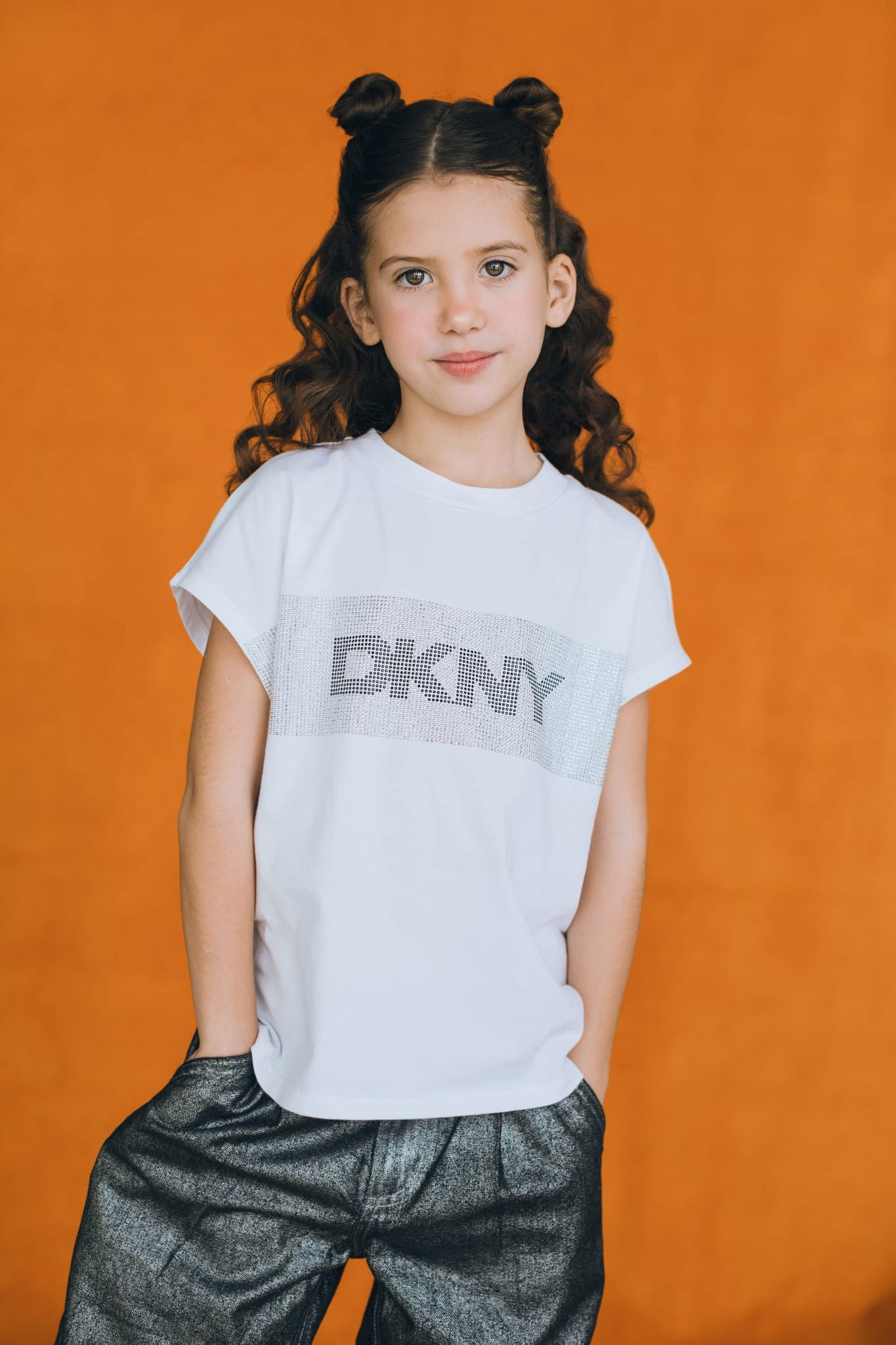 Freya Chico backdrop