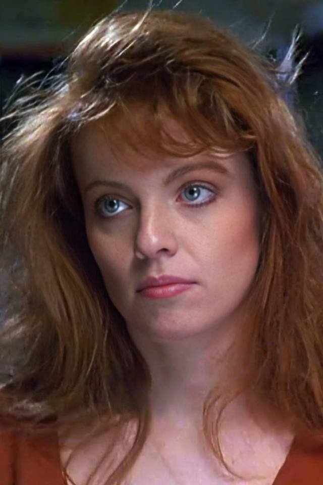 Elizabeth Maclellan backdrop