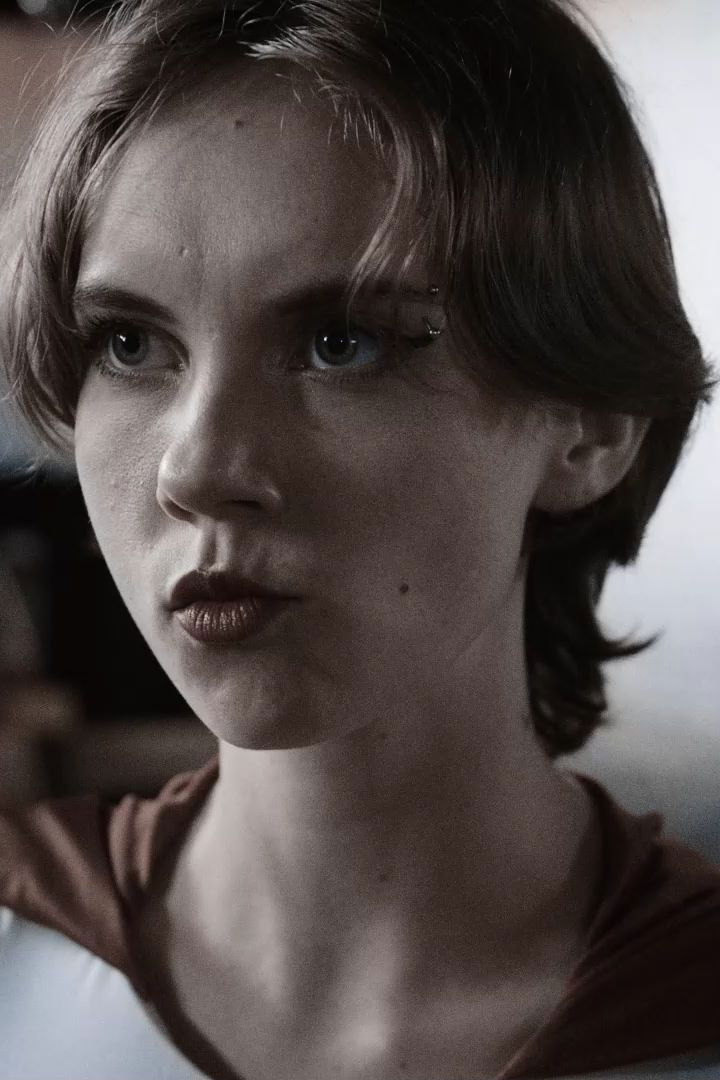 Kayla Coyote backdrop