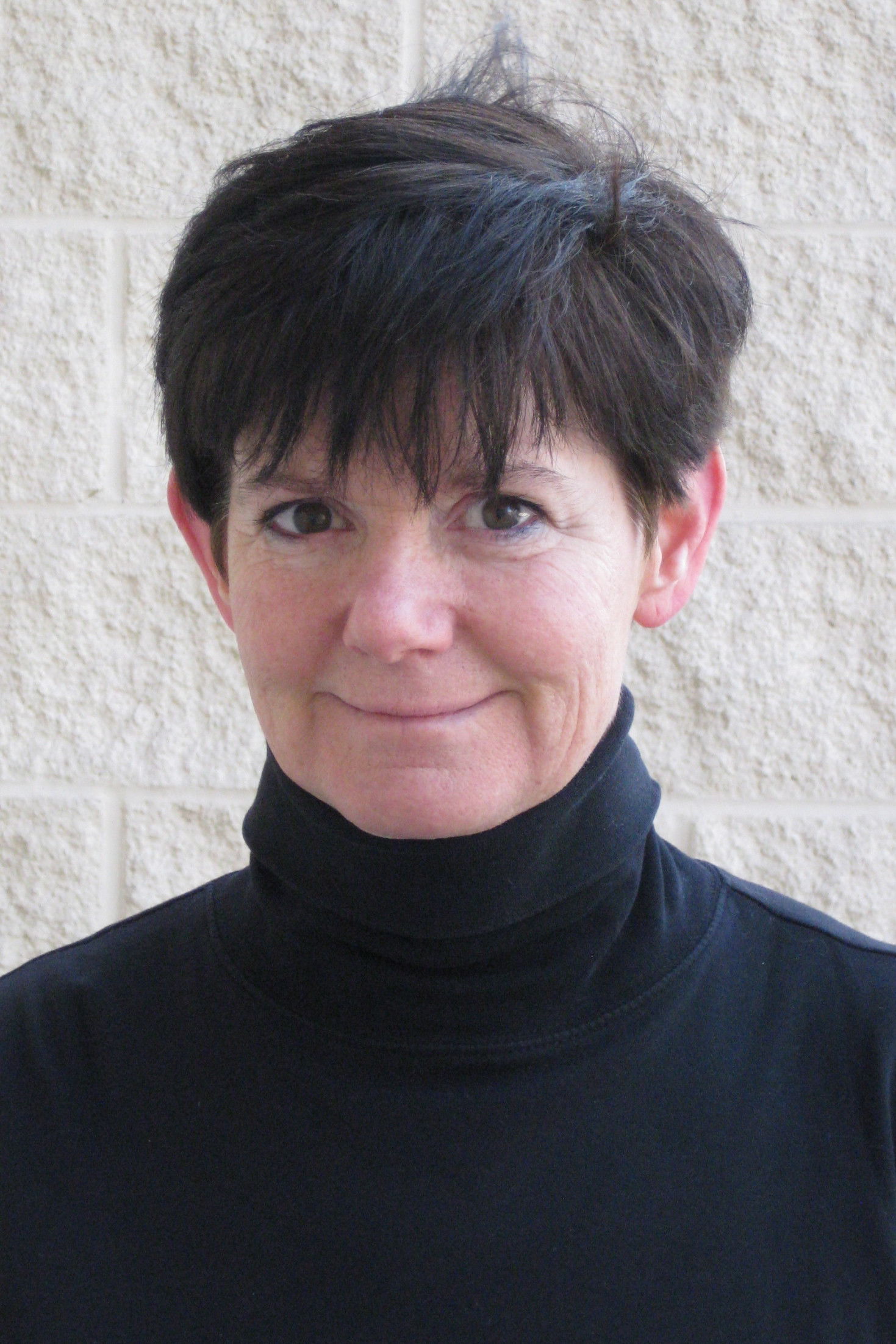 Eilin O'Mera backdrop