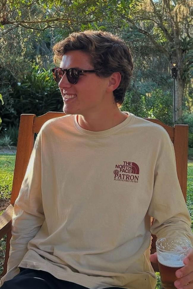 Antonio Gonzalez backdrop