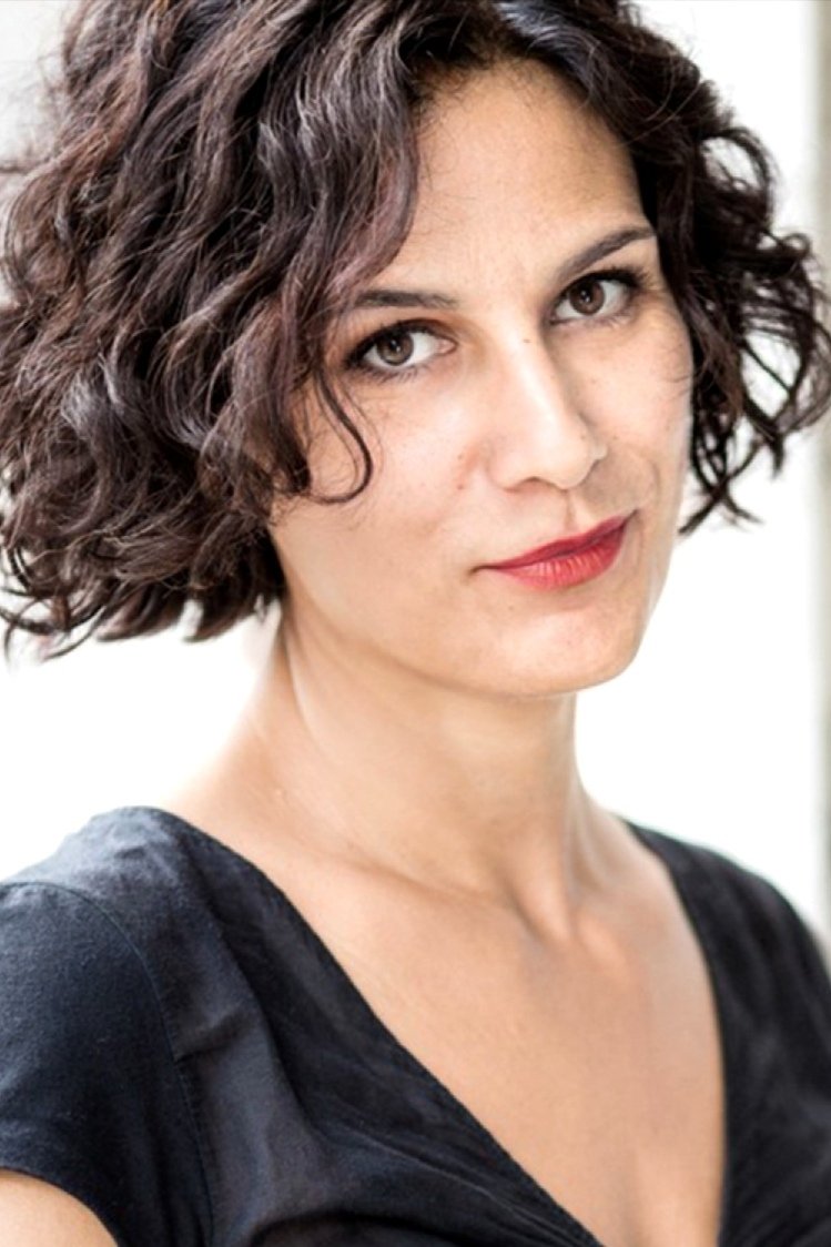 Laura Luchetti backdrop