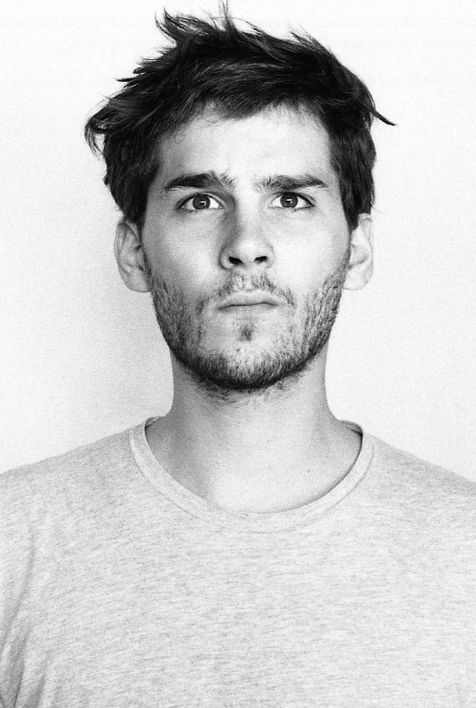 Antoine Camard backdrop