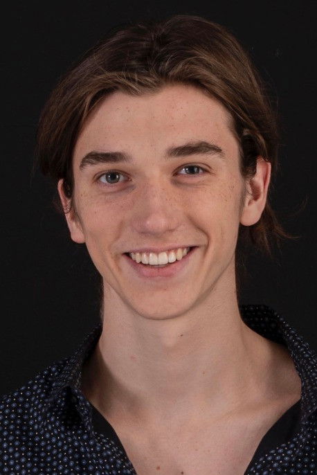 Erik Hermaküla backdrop