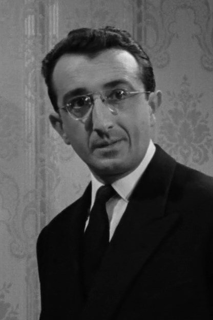 Pascal Mazzotti backdrop