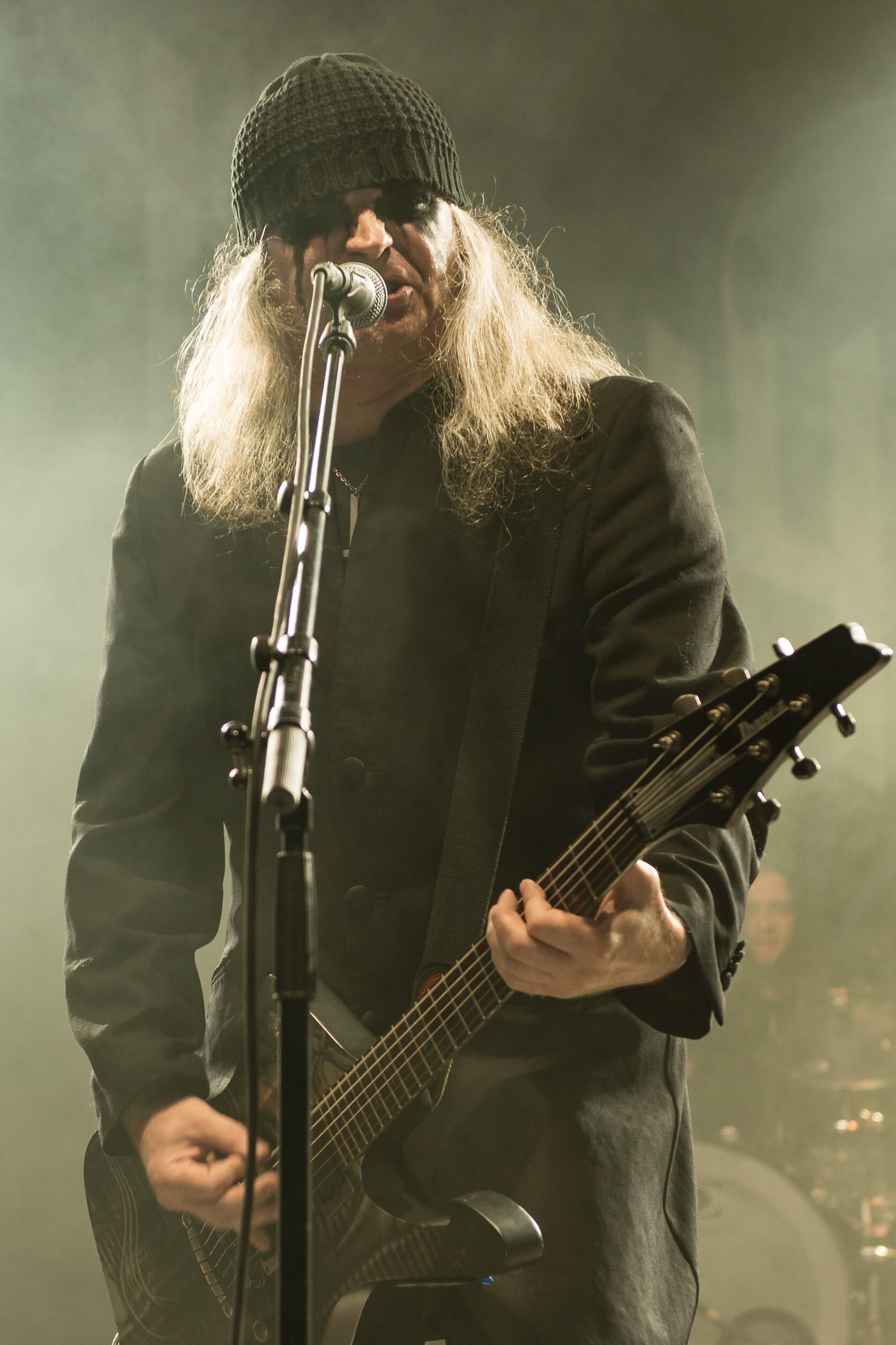 Tom Gabriel Fischer backdrop