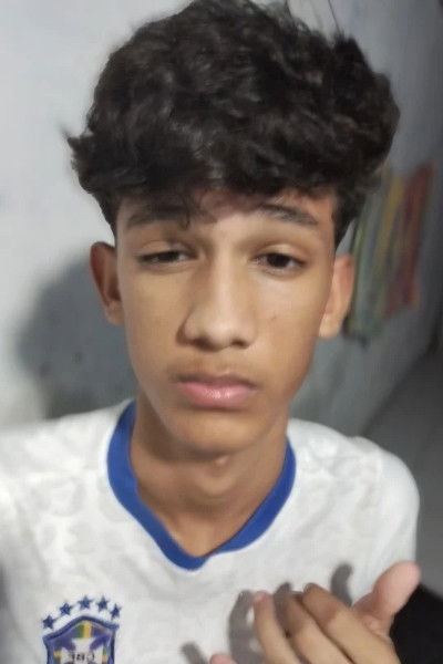 Kelson Derik backdrop