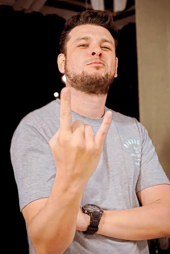 Tiago Grilo backdrop