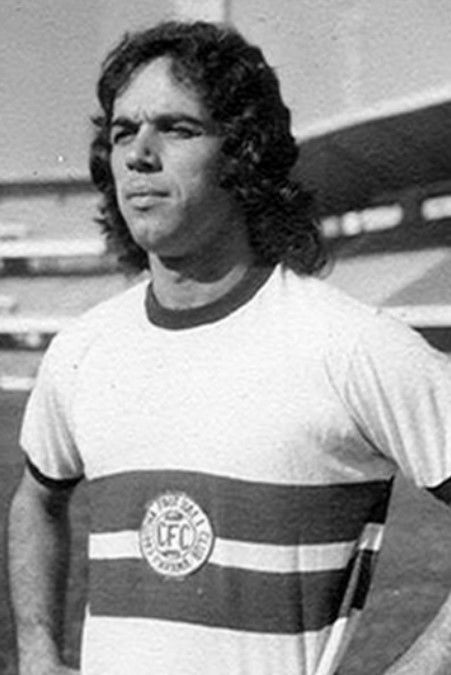 Cláudio Marques backdrop