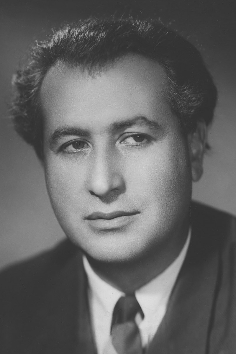 Anatoliy Granik backdrop