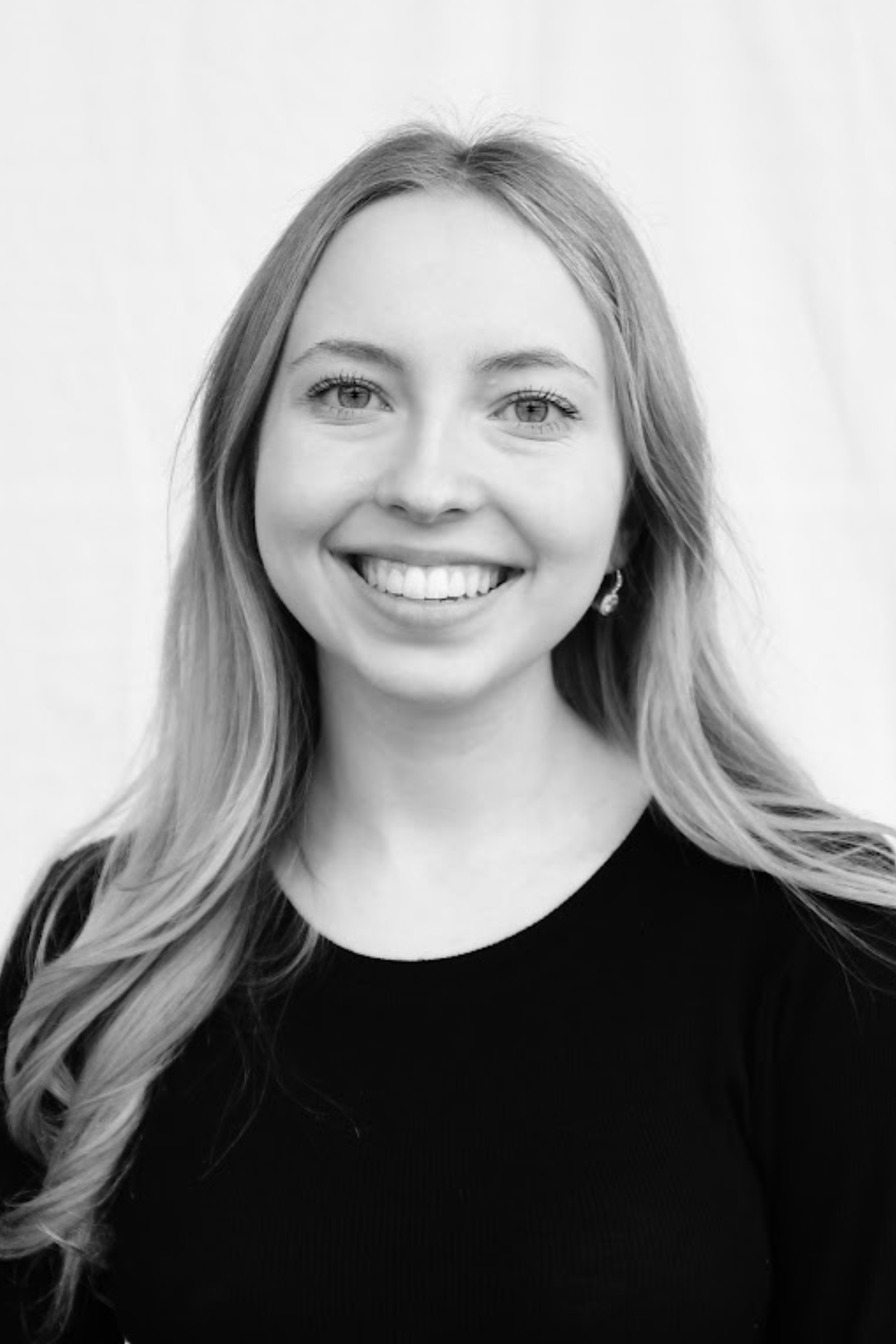 Cali Pelletier backdrop