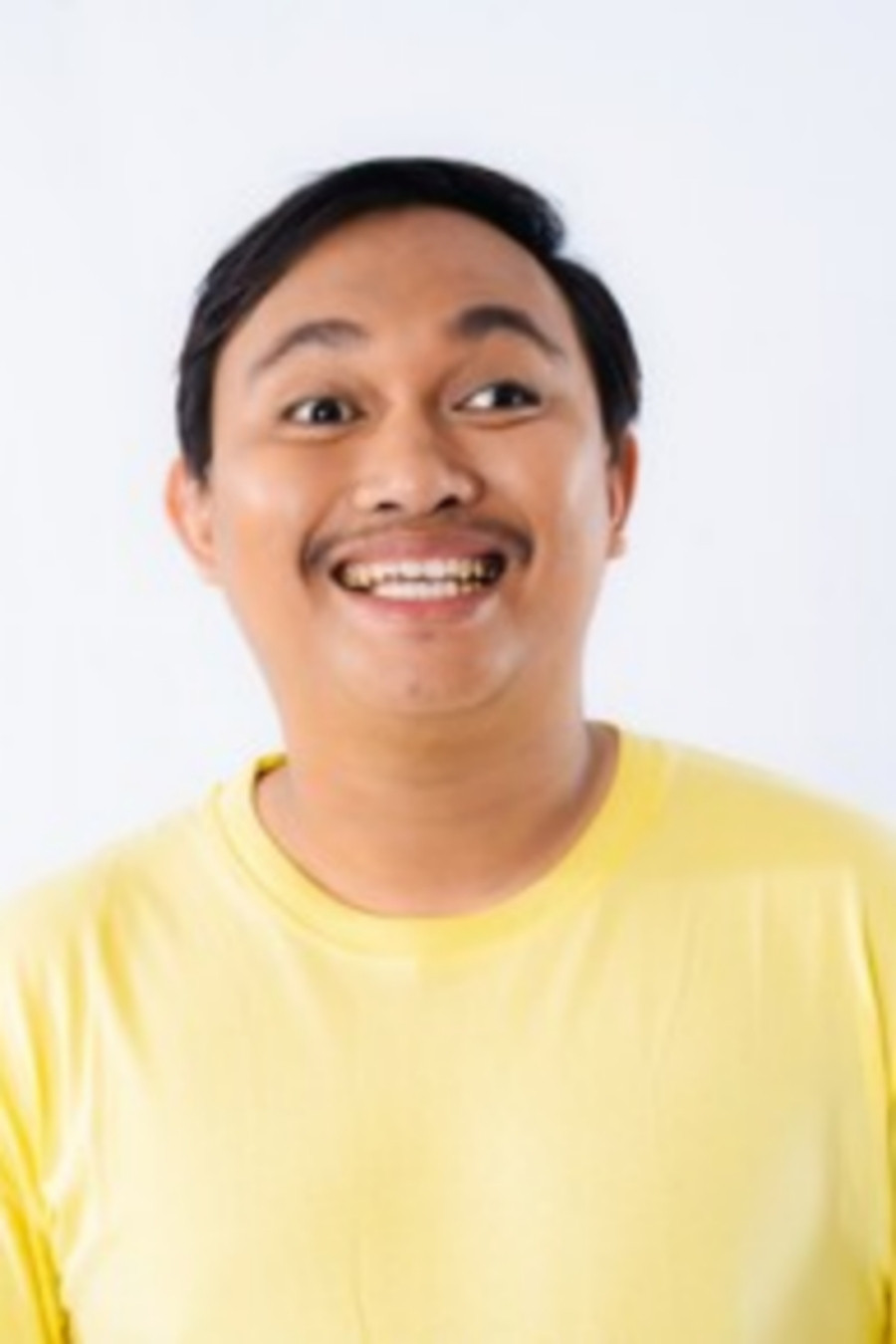 Johan Juling backdrop