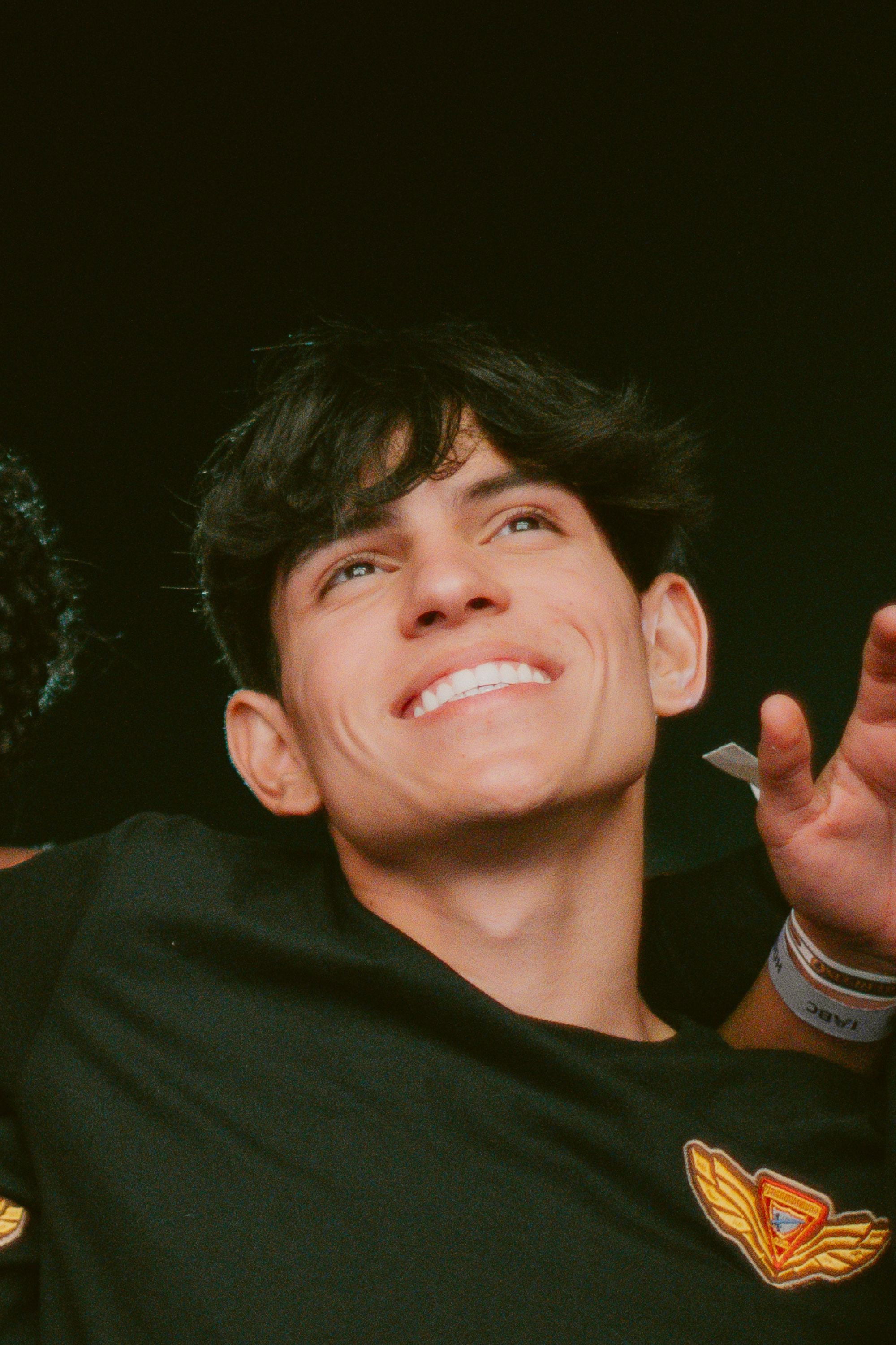 Rafael Icassatti backdrop