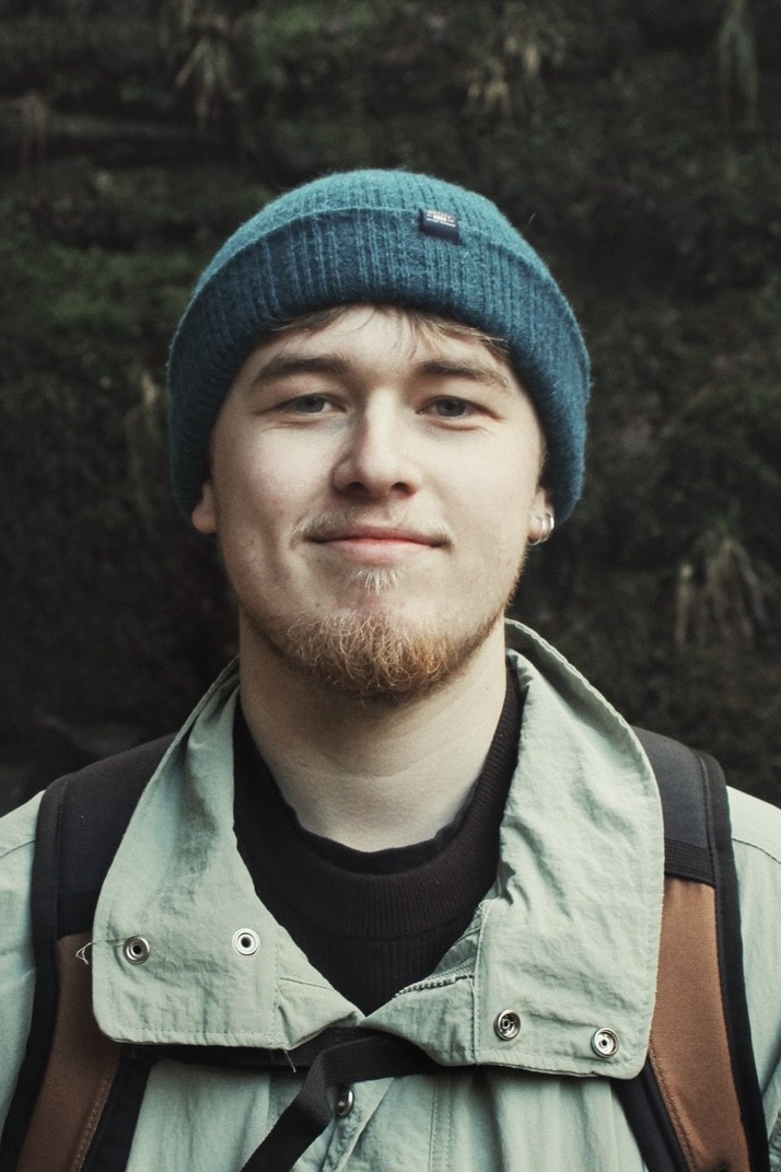 Luke Esders backdrop