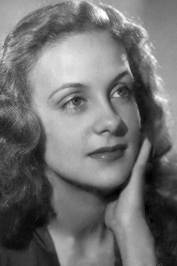 Gisèle Pascal backdrop