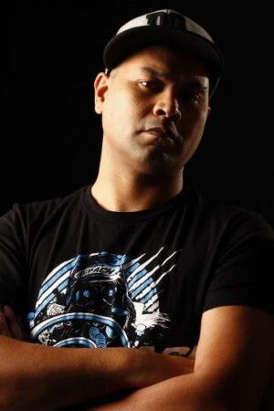 Frank Pechler backdrop