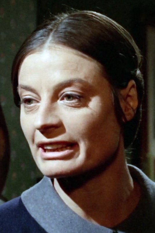 Renate Grosser backdrop