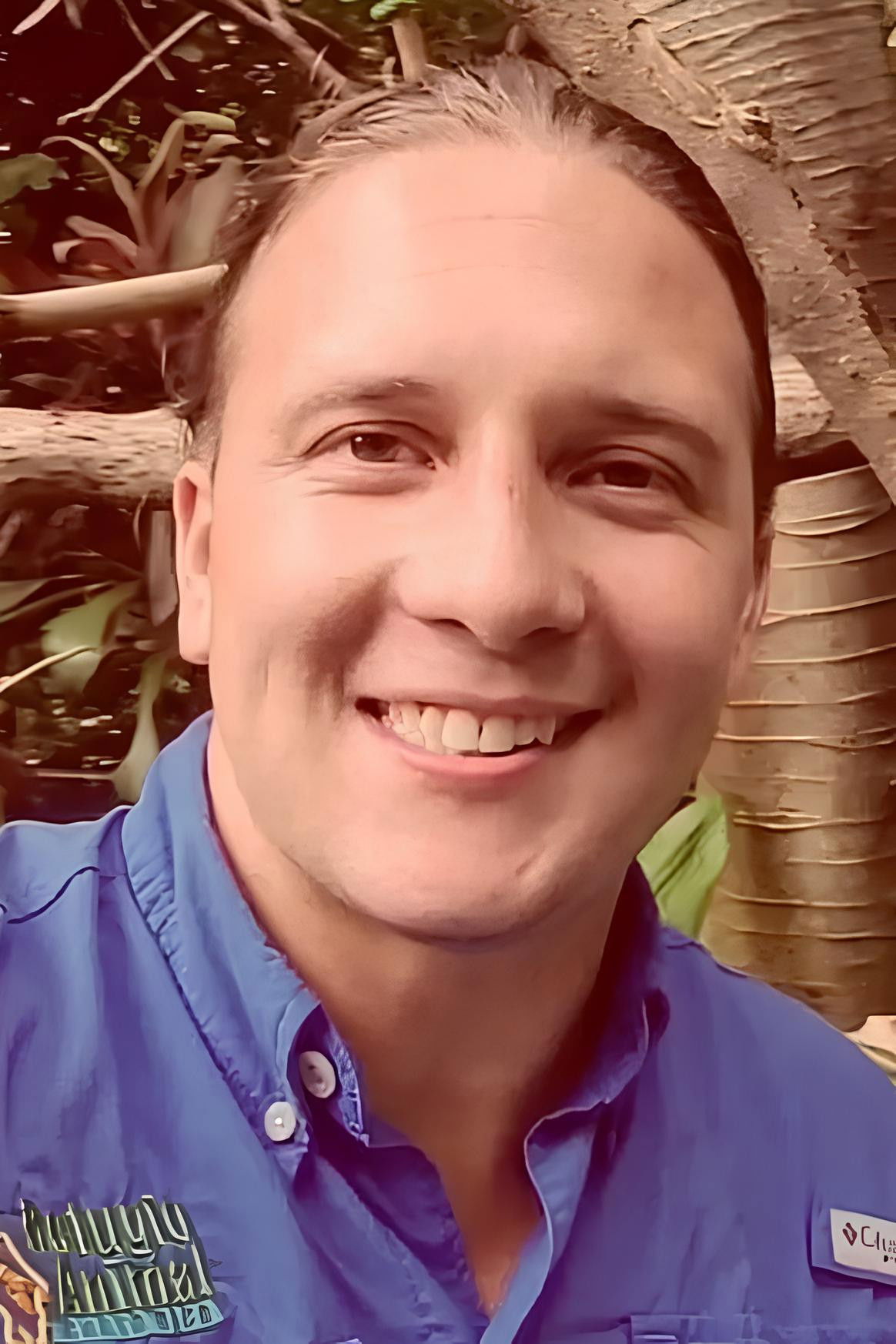 Rodolfo Leiton backdrop