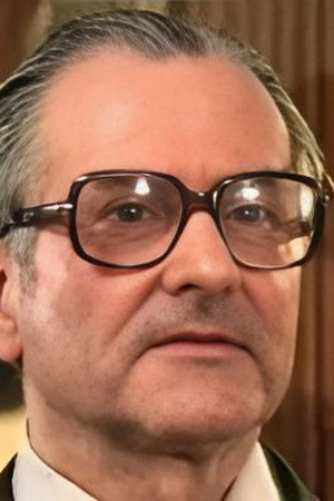 Alfred Acktun backdrop