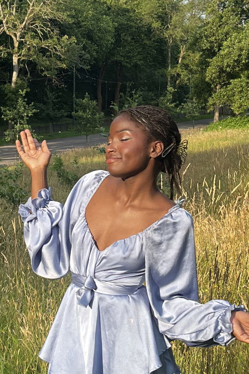 Mariama Cante backdrop