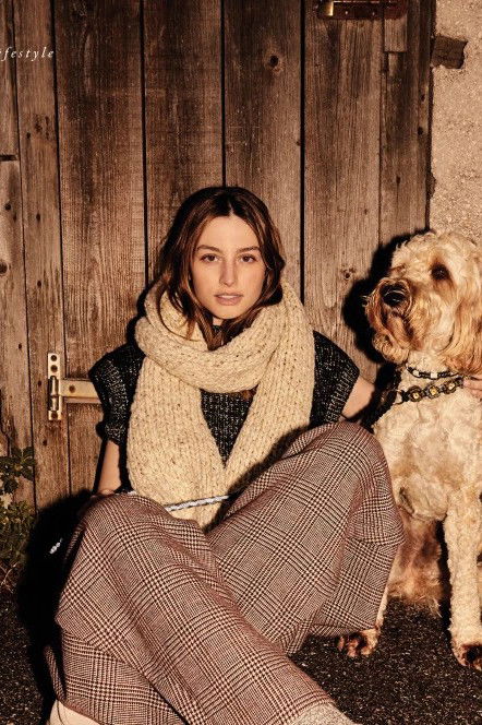 Rebecca Massimo backdrop