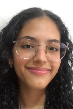 Sabrina Oliveira backdrop