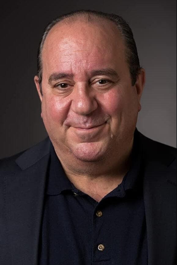 Louis Mustillo backdrop