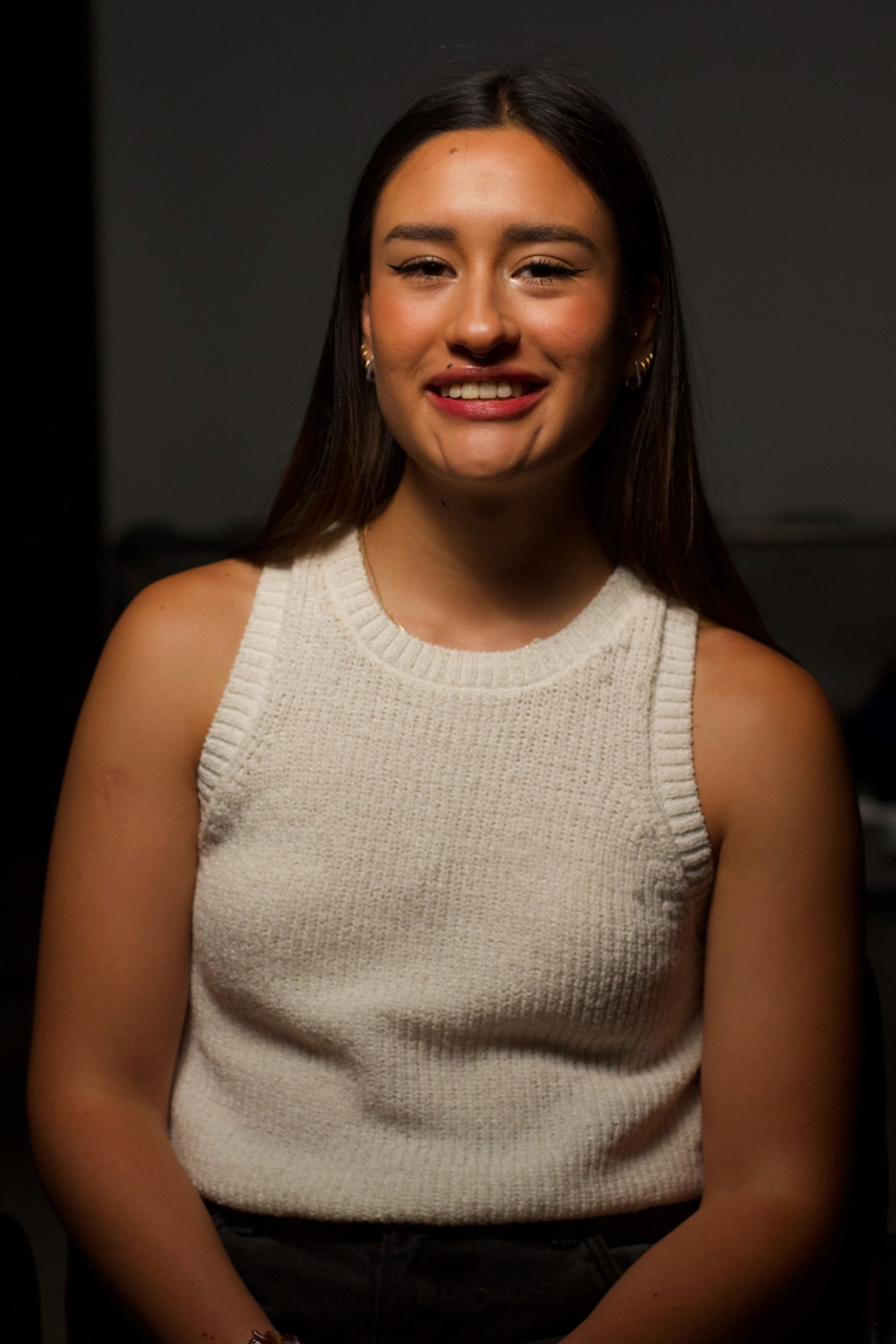 Fátima Rivantes backdrop