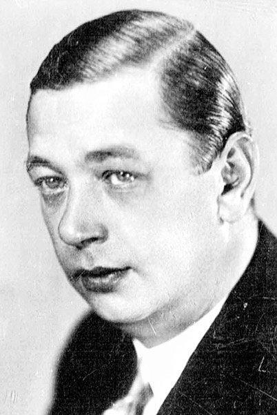 Carl Hagman backdrop