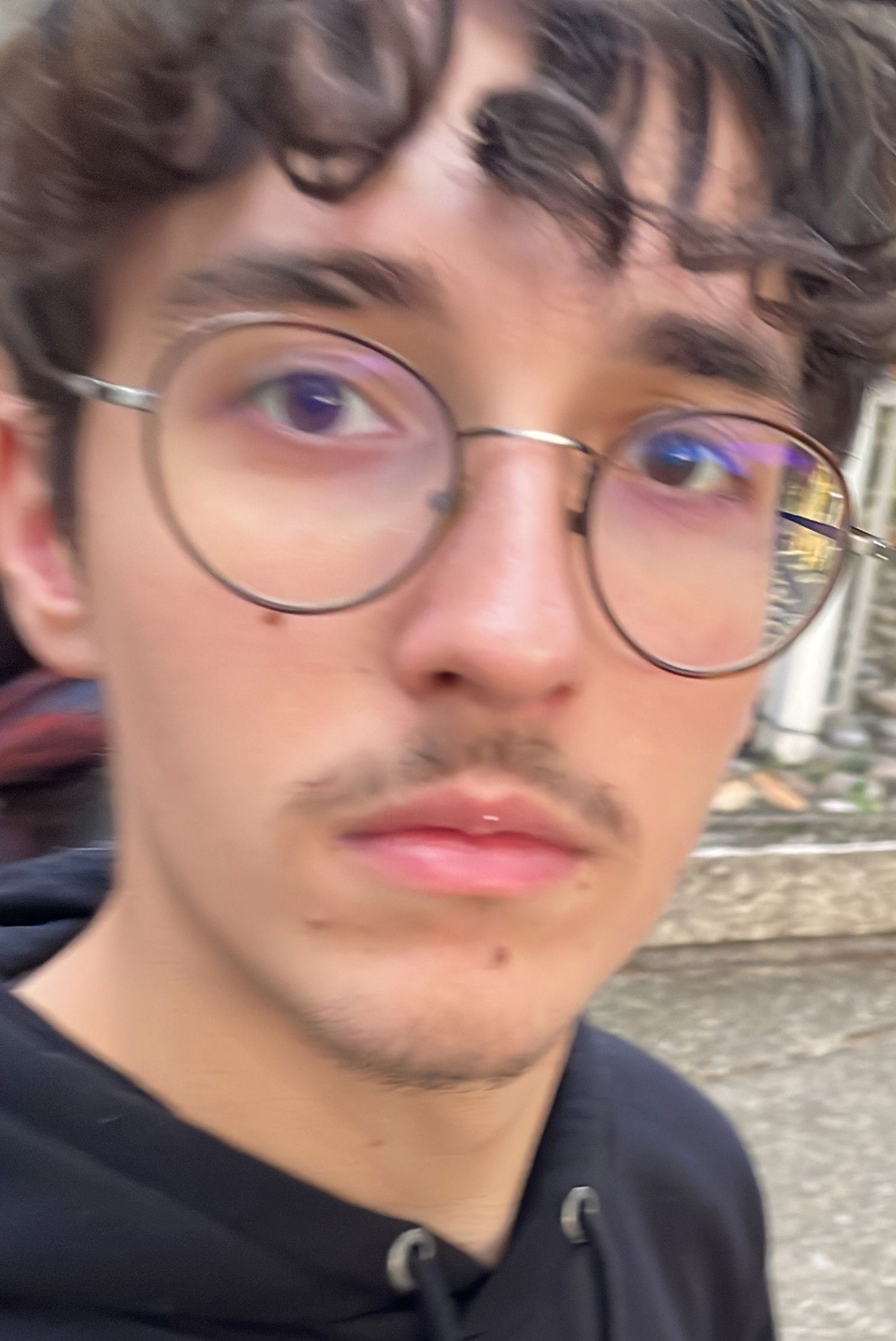 Thomas JEAN backdrop