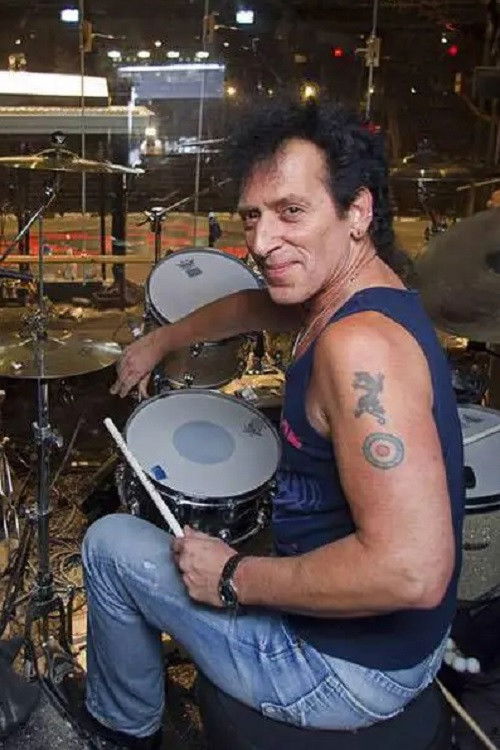 Alan Childs backdrop