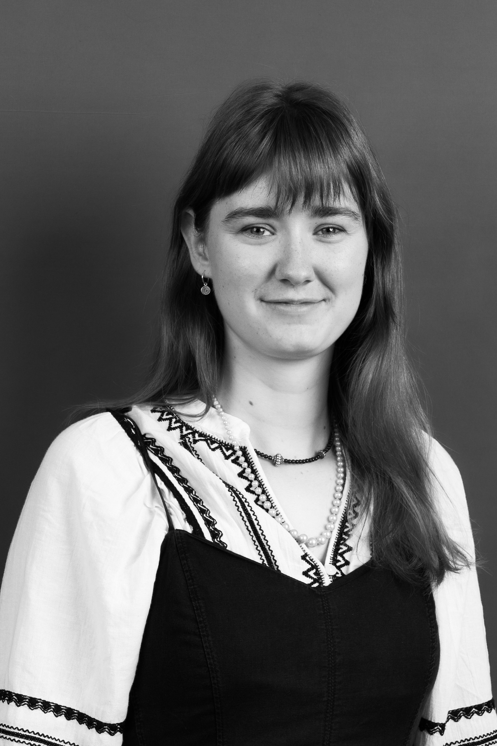 Maéna Hirt backdrop