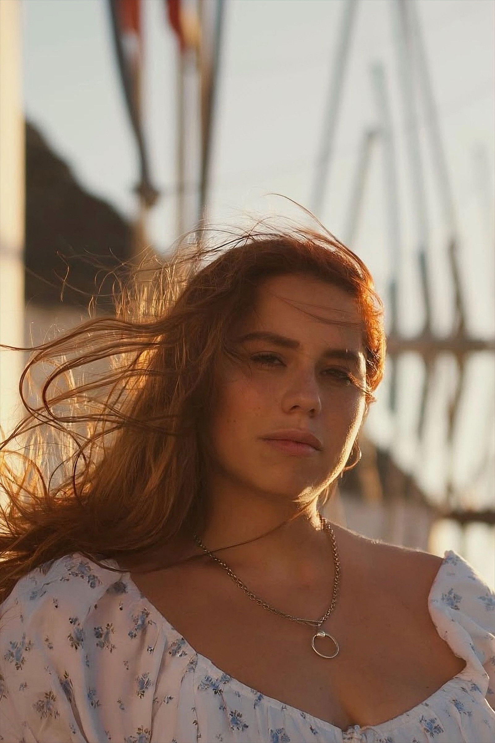 Sofía Gutiérrez backdrop