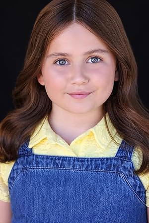 Caroline Brauner backdrop