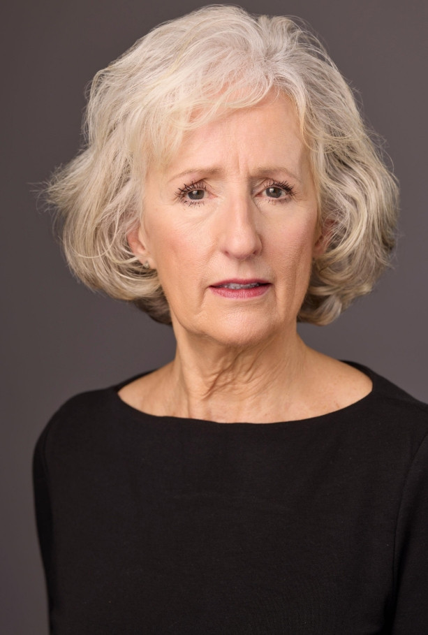 Amy L. Erickson backdrop