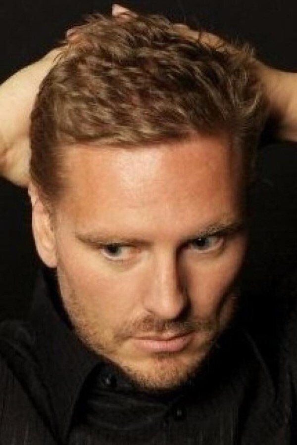 Carl Lindbergh backdrop