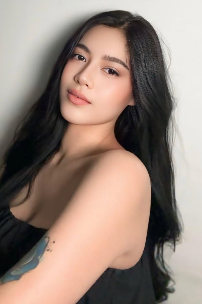 Cheena Dizon backdrop