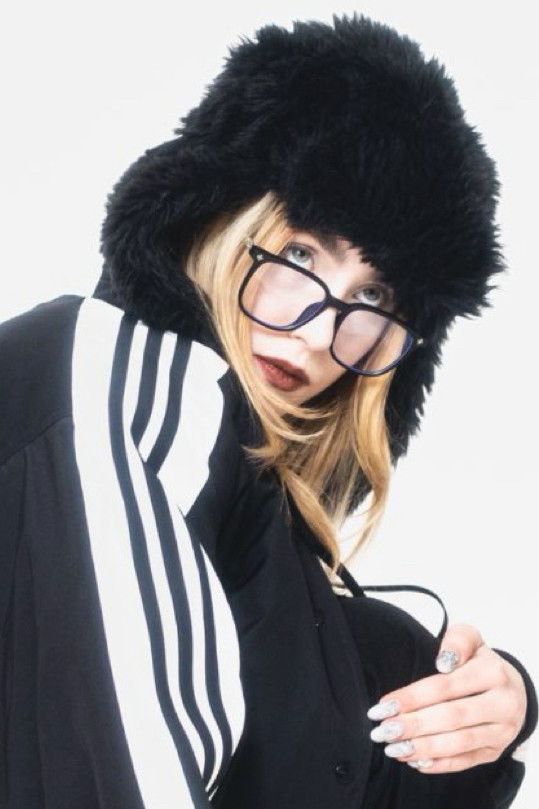 Valeriia Tsarenko backdrop