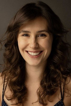 Alana Bortolini backdrop