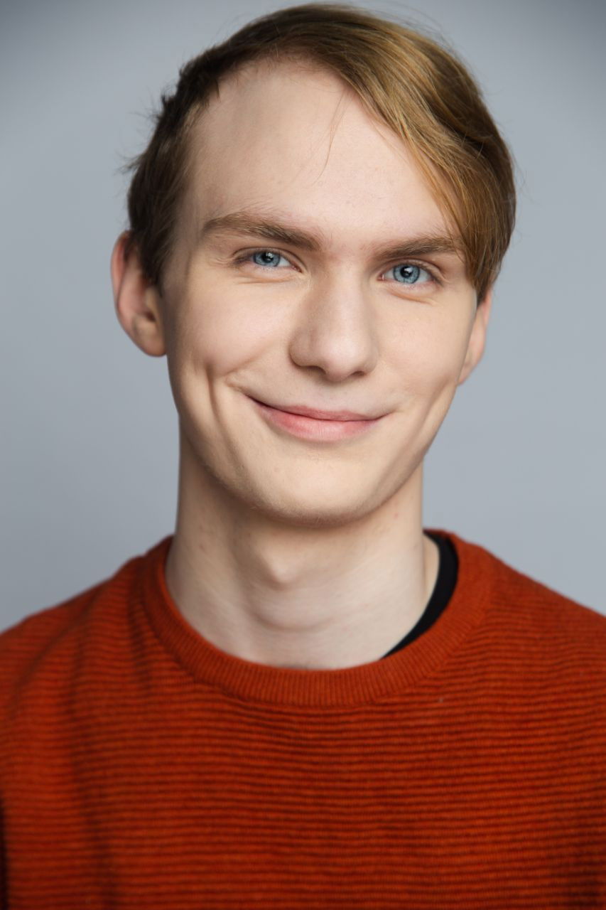 Illia Shumko backdrop