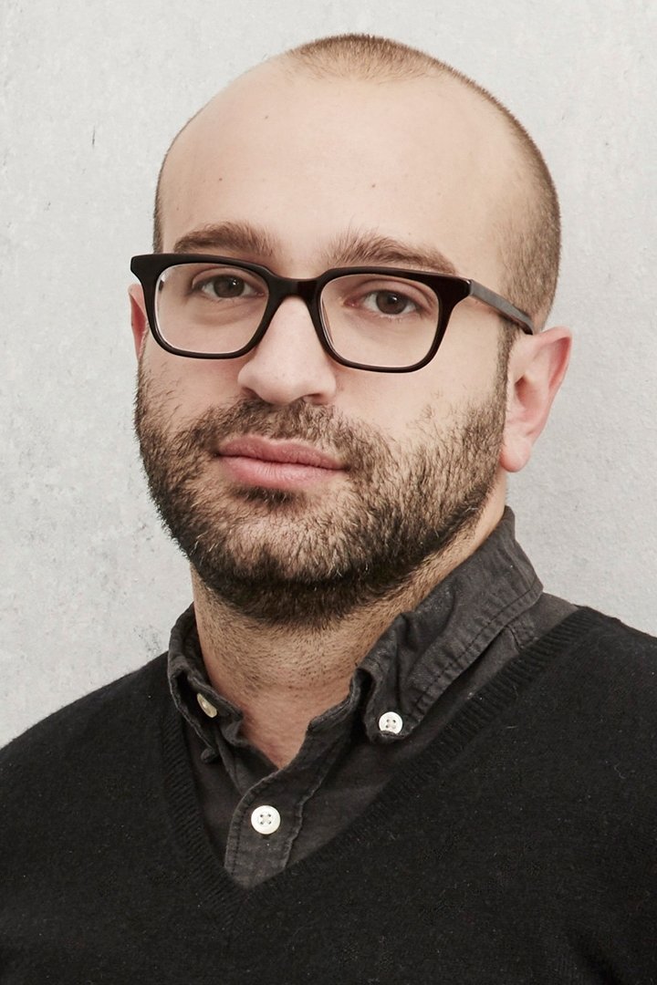 Antonio Campos backdrop