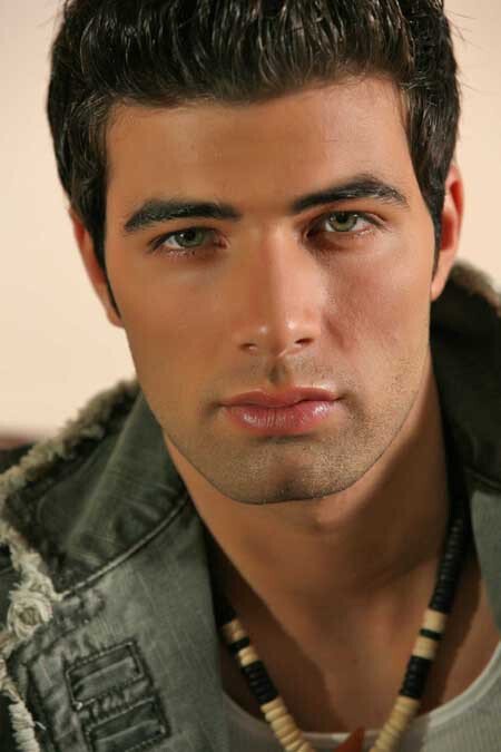 Jencarlos Canela backdrop