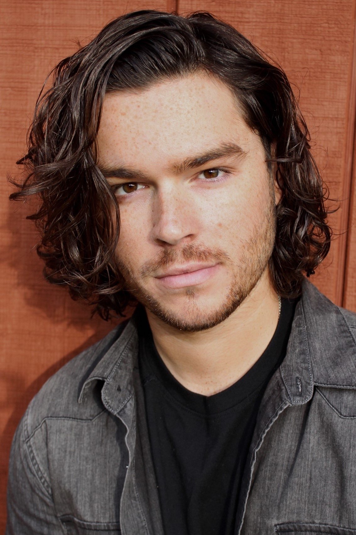 Edi Alderson backdrop