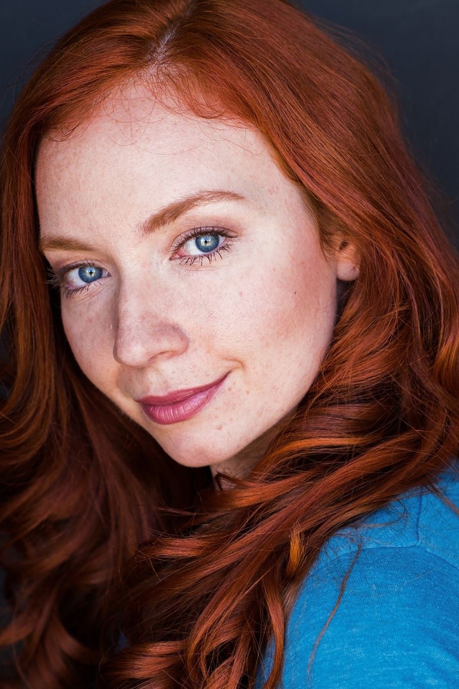 Areana Cirina backdrop